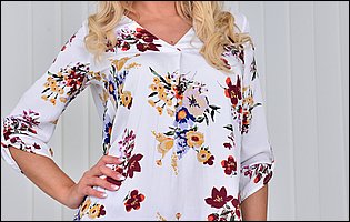 Victoria Pure in white heels playing with her bald twat